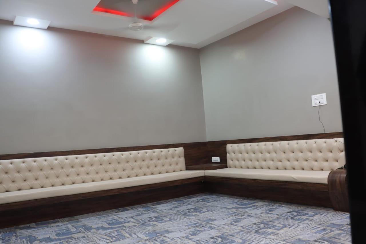 Pawan Executive Tuljapur Zewnętrze zdjęcie