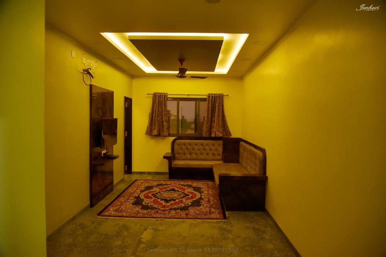 Pawan Executive Tuljapur Zewnętrze zdjęcie