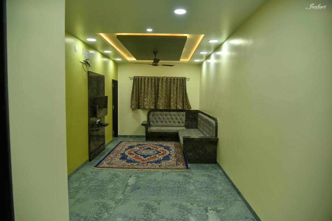 Pawan Executive Tuljapur Zewnętrze zdjęcie
