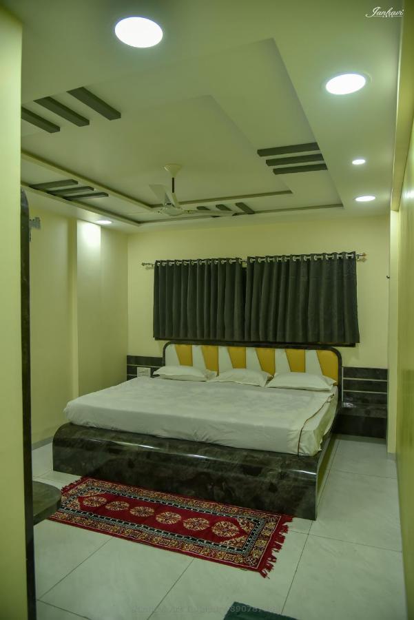 Pawan Executive Tuljapur Zewnętrze zdjęcie